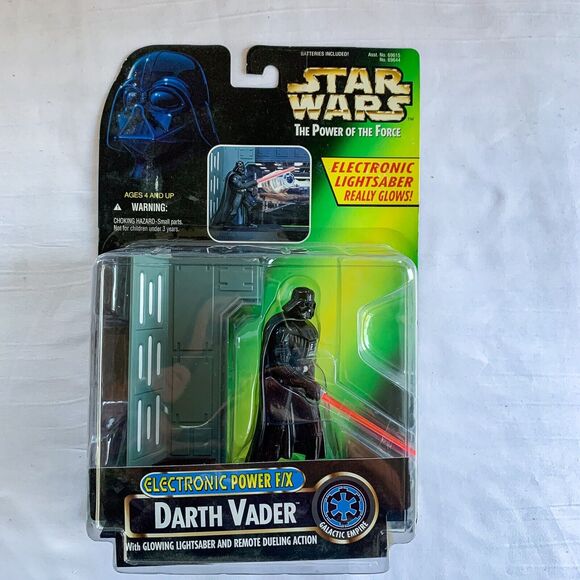 STAR WARS POTF DARTH VADER ELECTRONIC POWER F/X  1996 Kenner Box Damage - Picture 2 of 7